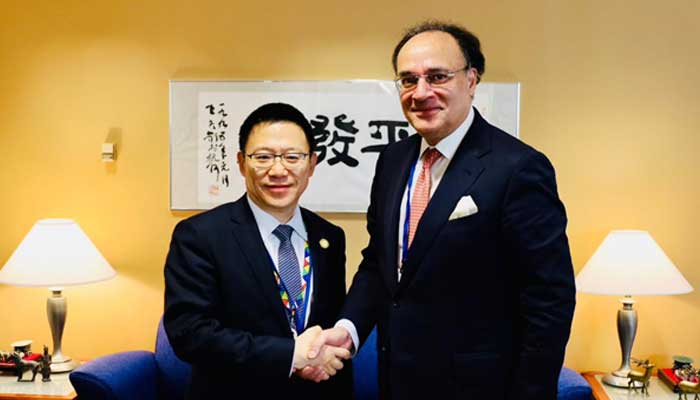 An image of Pakistans Finance Minister Muhammad Aurangzeb (right) and Chinas Deputy Finance Minister Liao Min shaking hands during a meeting in Washington, DC, US on October 16, 2025. —X@Financegovpk