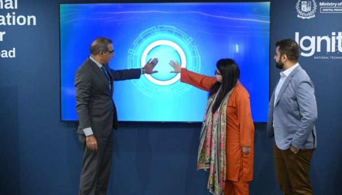An image of Federal Minister Shaza Khawaja with  Ignite CEO Rafique Ahmed Burriro(R) at Prime Minister’s Cloud Enablement Program taken on 31 October 2025. — LinkedIn/@MoITT