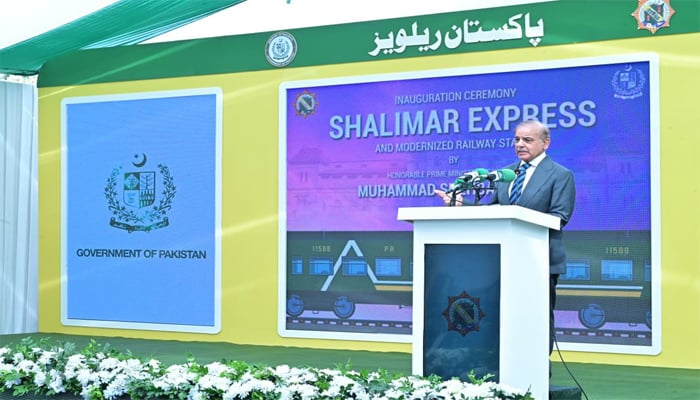 An image shows Prime Minister Shehbaz Sharif giving speech at inauguration ceremony of  Shalimar Express train and modernised Karachi Railway Station, held on November 17, 2025. — X/@GovtofPakistan