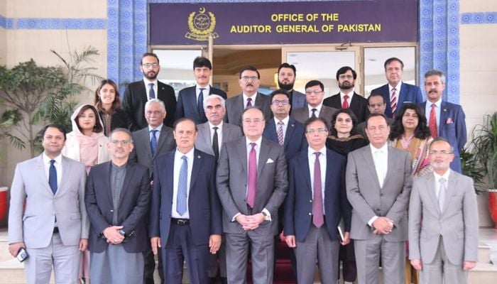 A group picture of the attendees at the inaugural ceremony of the Center for Government Data Analytics at the Auditor-General of Pakistan (AGP) Headquarters on Wednesday, December 17, 2025. X/@Financegovpk