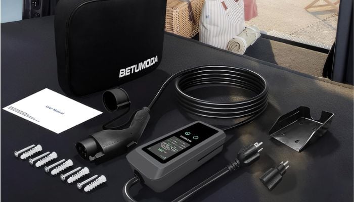 An undated image of Betumoda 32 Amp Portable EV Charger. — Betumoda