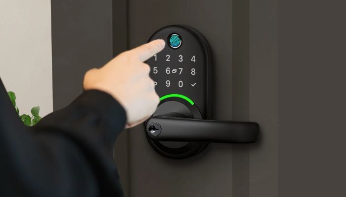 An undated image of Yamiry Smart Door Handle Lock with Keypad. — Yamiry