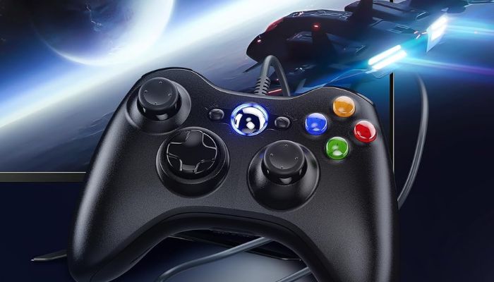 Xbox gamer gifts worth adding to your shopping list: Controllers, grips, charge kits