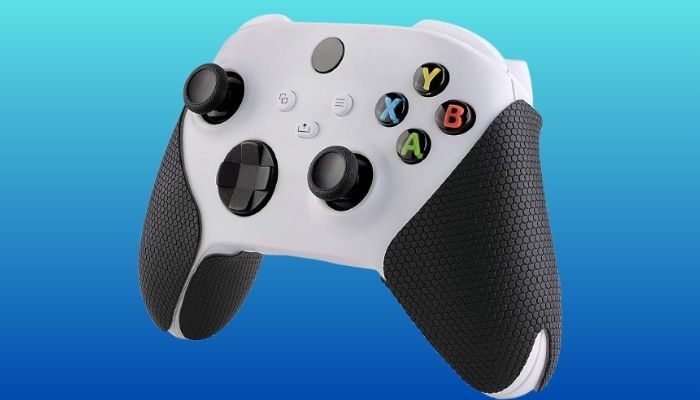Xbox gamer gifts worth adding to your shopping list: Controllers, grips, charge kits