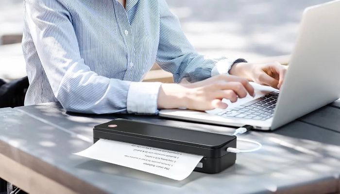 5 tech gadgets every student should have